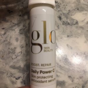 FLASH SALE! Glo- Daily Vitamin C Face Serum Sample